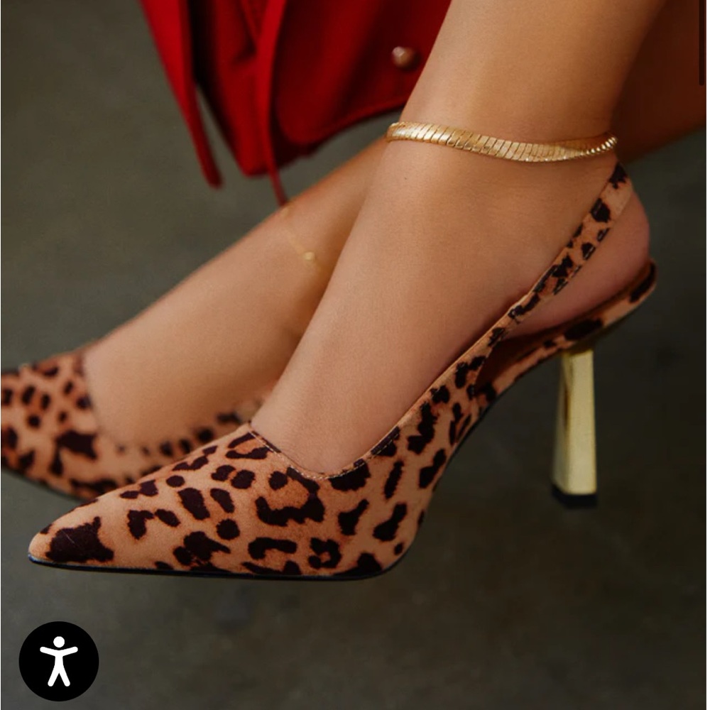 Leopard print sling back pumps